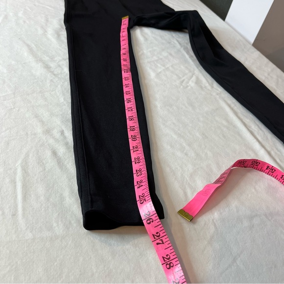 SPANX Look At Me Now Seamless High Waist Legging - Picture 8 of 11